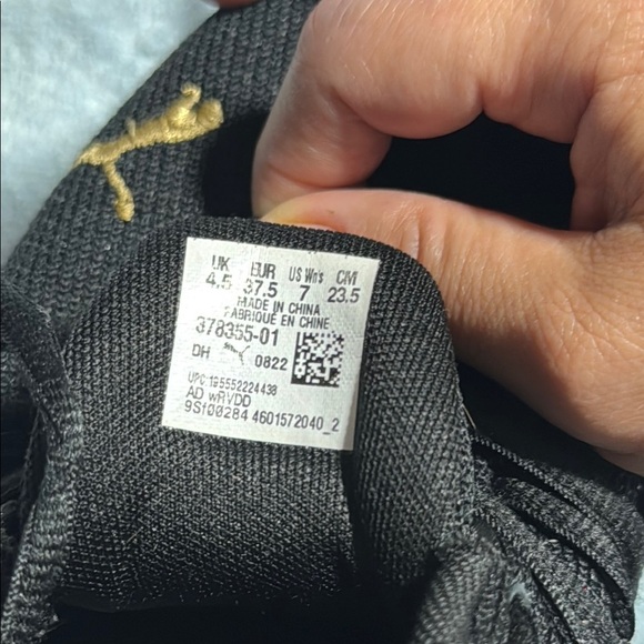 Puma Men's Black and Gold Sneakers - Picture 5 of 5